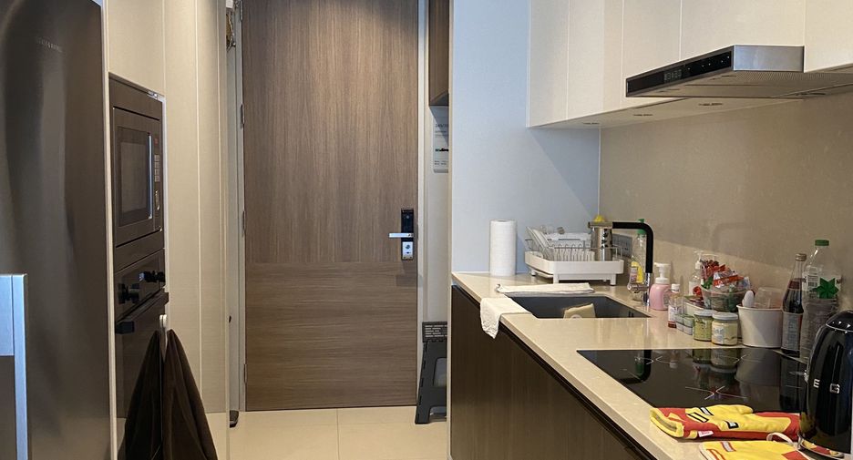 For sale 2 bedrooms condo in Watthana, Bangkok