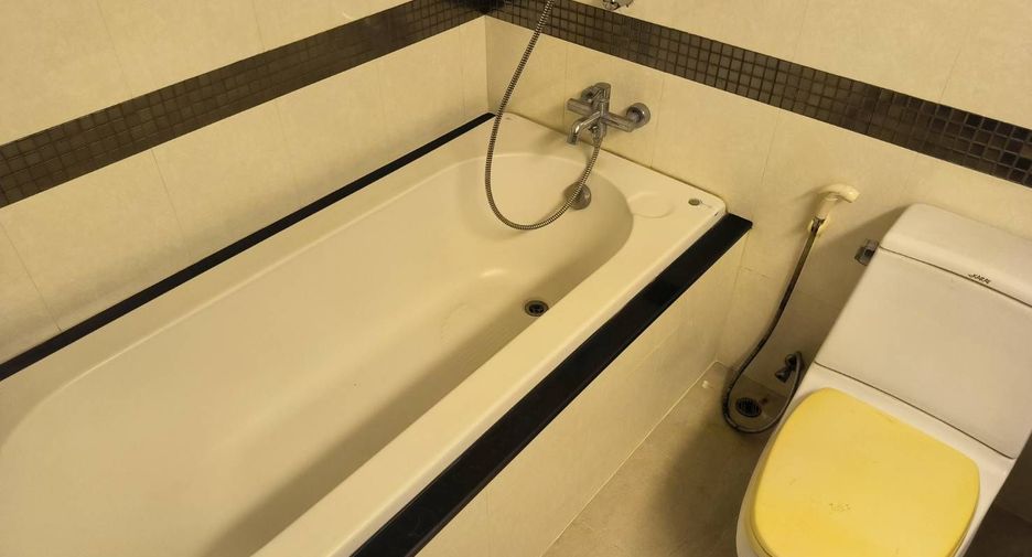 For sale and for rent 3 bedrooms condo in Watthana, Bangkok