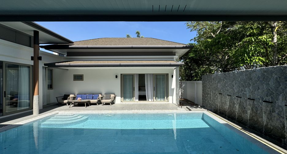 For rent 3 bedrooms villa in Mueang Phuket, Phuket