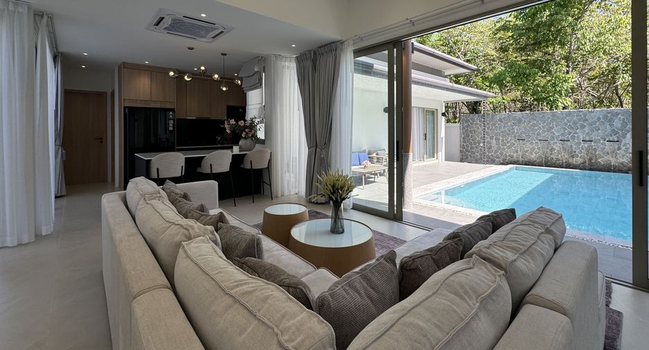For rent 3 bedrooms villa in Mueang Phuket, Phuket