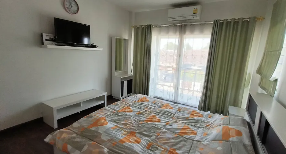For rent 4 bedrooms house in Doi Saket, Chiang Mai