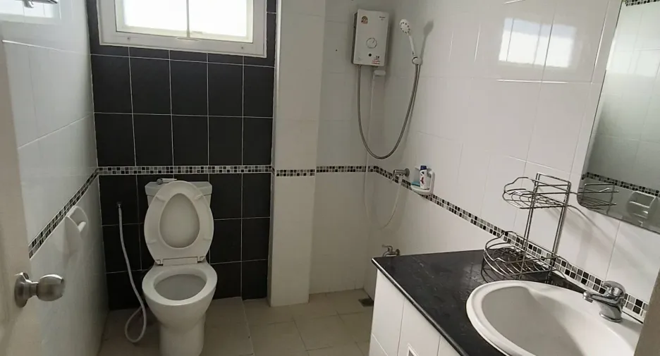 For rent 4 bedrooms house in Doi Saket, Chiang Mai