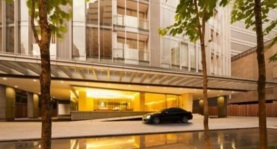 For sale 2 bedrooms condo in Sathon, Bangkok