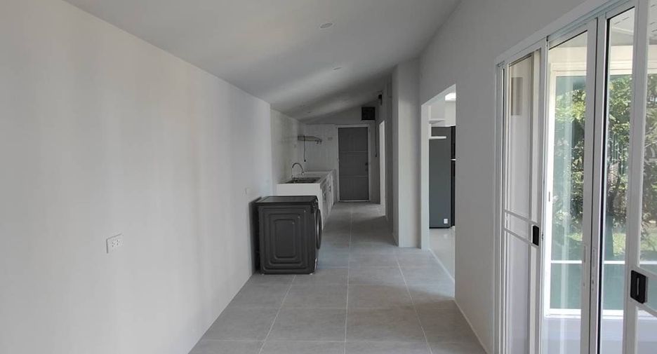 For sale 4 bedrooms house in Mueang Phuket, Phuket