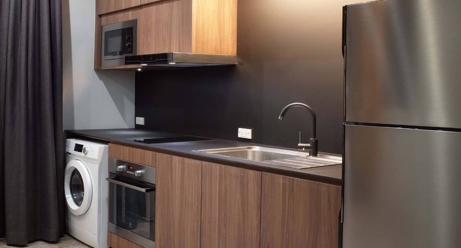For rent 1 bed condo in Khlong Toei, Bangkok
