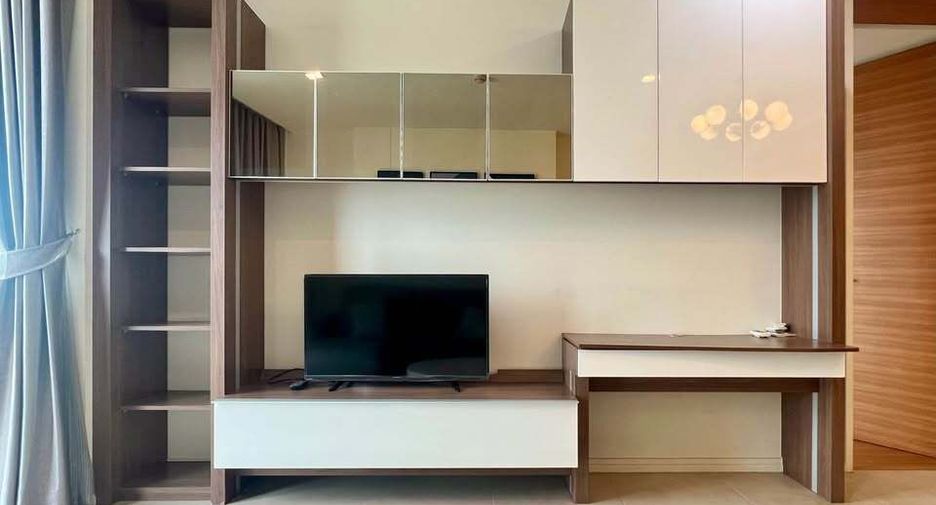 Condo en venta y en alquiler de 1 habitaciones en Sathon, Bangkok