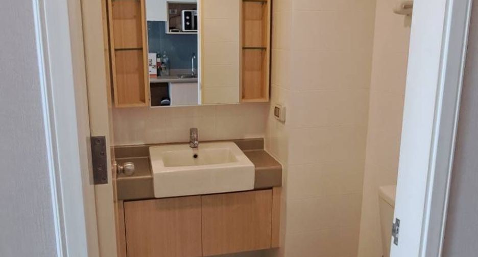 For sale studio condo in Thon Buri, Bangkok