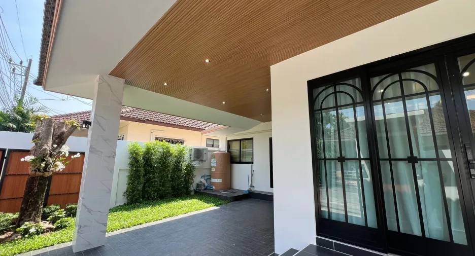 For sale and for rent 3 bedrooms house in Thalang, Phuket