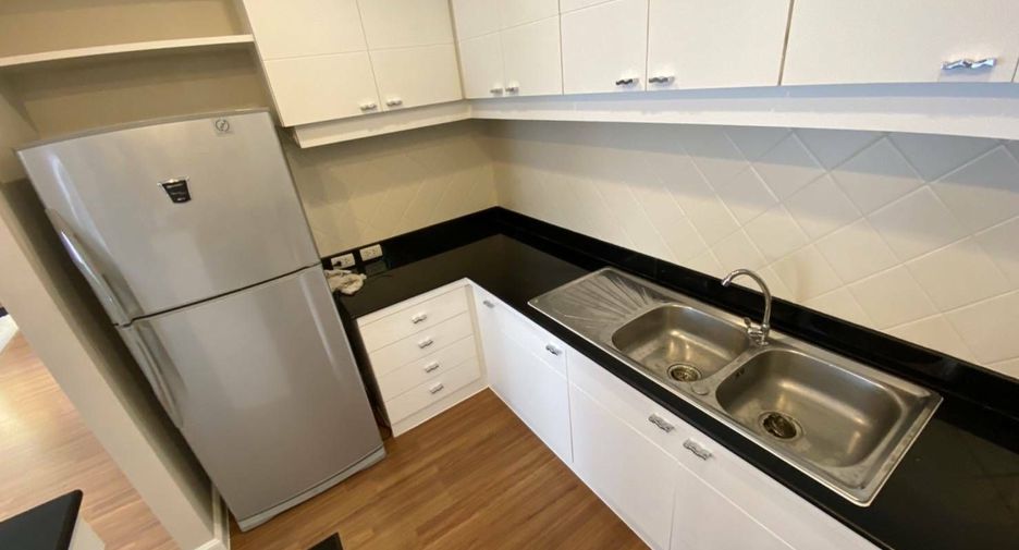 Apartamento en alquiler de 2 habitaciones en Watthana, Bangkok