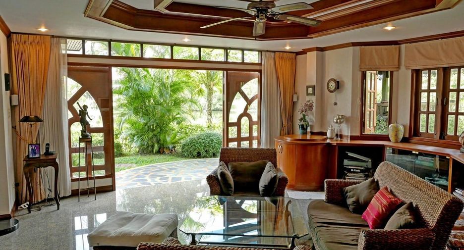 For sale 4 bedrooms house in Mueang Phuket, Phuket