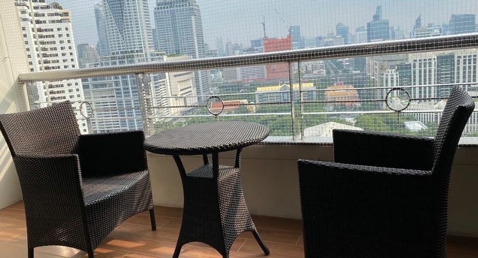 For rent 1 bed apartment in Pathum Wan, Bangkok