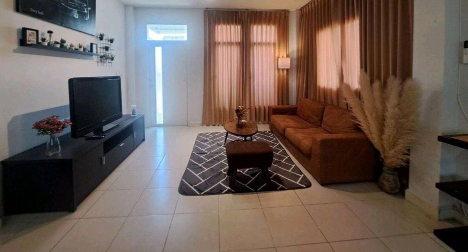 Haus zur Miete mit 3 Zimmer in Saphan Sung, Bangkok