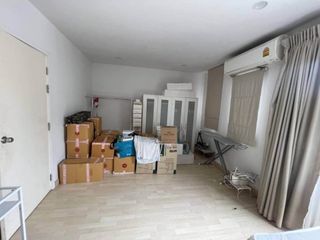 出租 3 卧室 联排别墅 在 Suan Luang, 曼谷