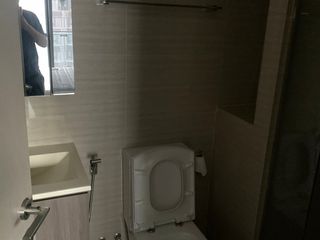 Wohnung zur Miete mit 1 Zimmer in Huai Khwang, Bangkok