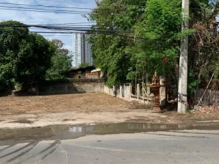 出售 土地 在 Mueang Chiang Mai, Chiang Mai