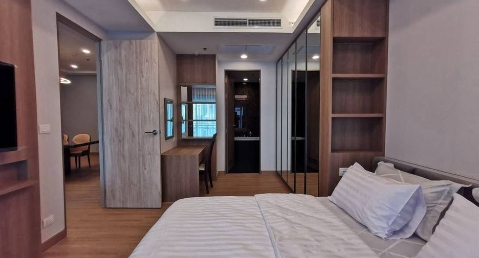 For rent 2 bedrooms condo in Khlong Toei, Bangkok
