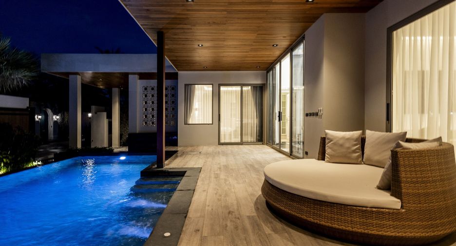 For sale 3 bedrooms villa in Thalang, Phuket