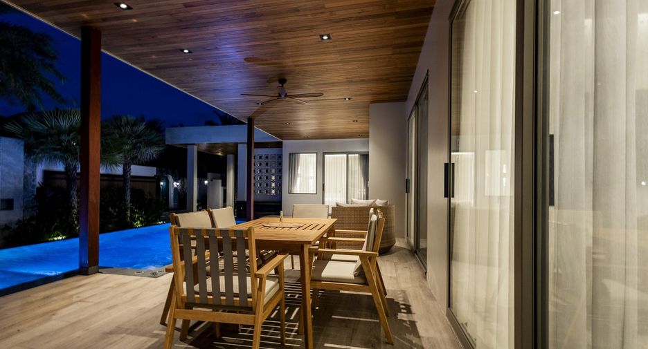 For sale 3 bedrooms villa in Thalang, Phuket