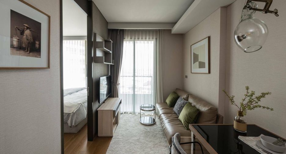 For sale 1 bed condo in Khlong Toei, Bangkok
