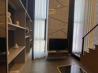 Condo en alquiler de 2 habitaciones en Ratchathewi, Bangkok