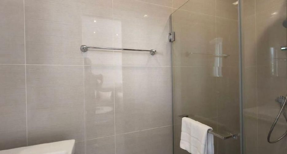 For rent studio condo in Khlong Toei, Bangkok
