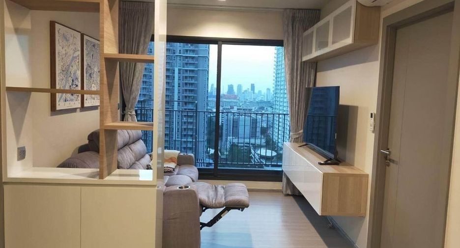 Wohnung zur Miete mit 2 Zimmer in Huai Khwang, Bangkok