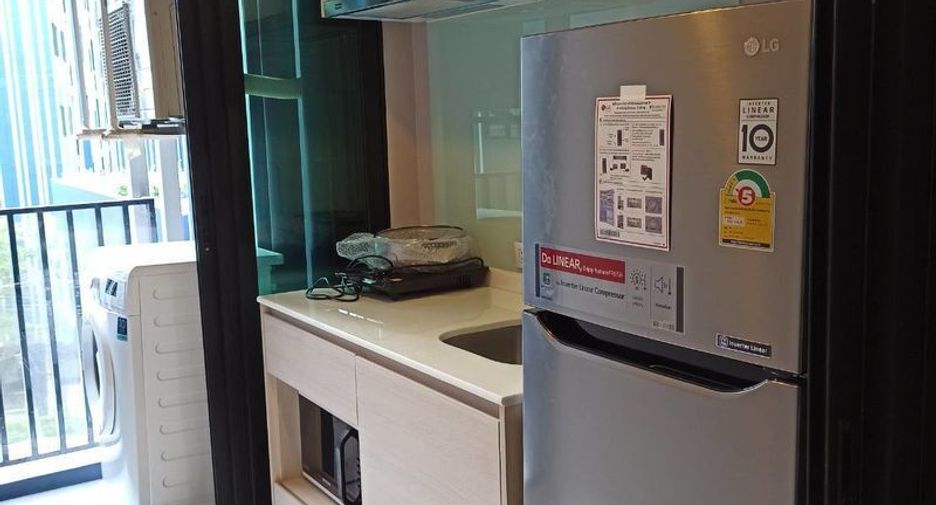 For sale 1 bed condo in Wang Thonglang, Bangkok