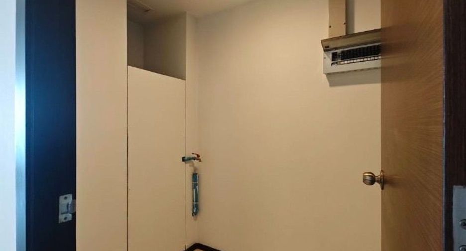 Condo en alquiler de 2 habitaciones en Sathon, Bangkok