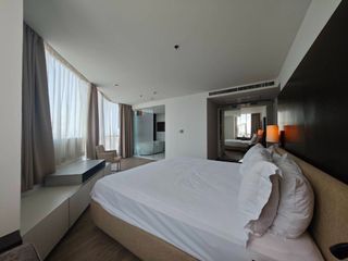 For rent 2 bedrooms condo in Sathon, Bangkok