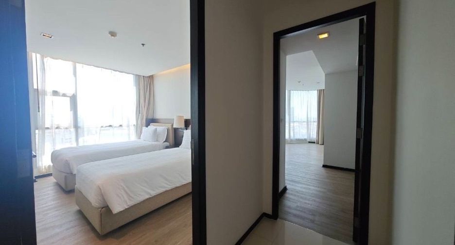 Condo en alquiler de 2 habitaciones en Sathon, Bangkok
