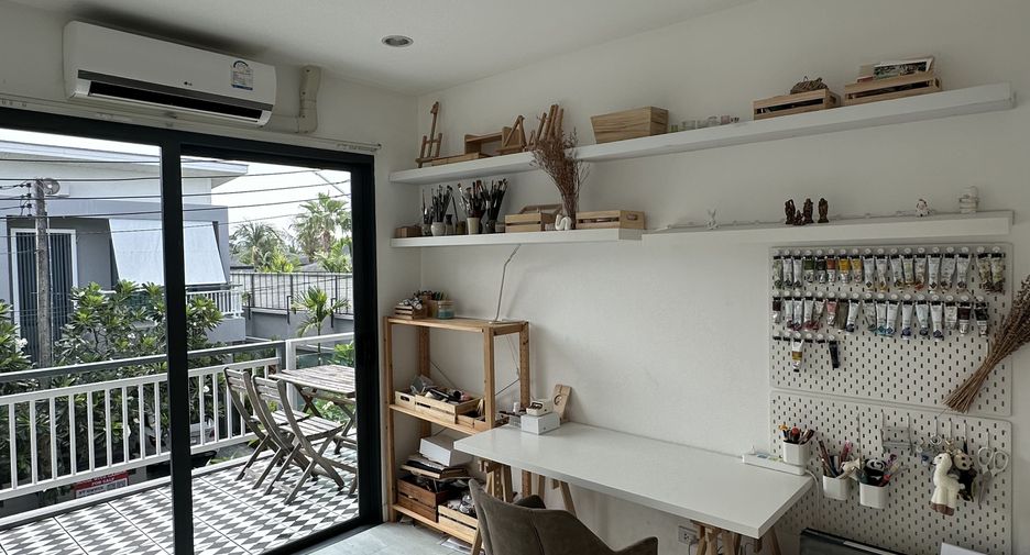 For sale 3 bedrooms townhouse in Thalang, Phuket