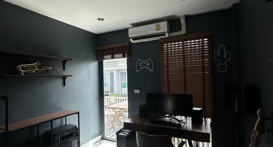 For sale 3 bedrooms townhouse in Thalang, Phuket
