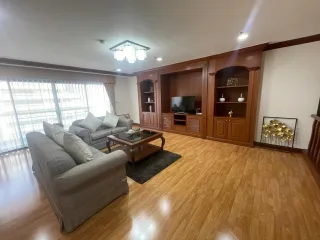 Apartment zur Miete mit 3 Zimmer in Watthana, Bangkok