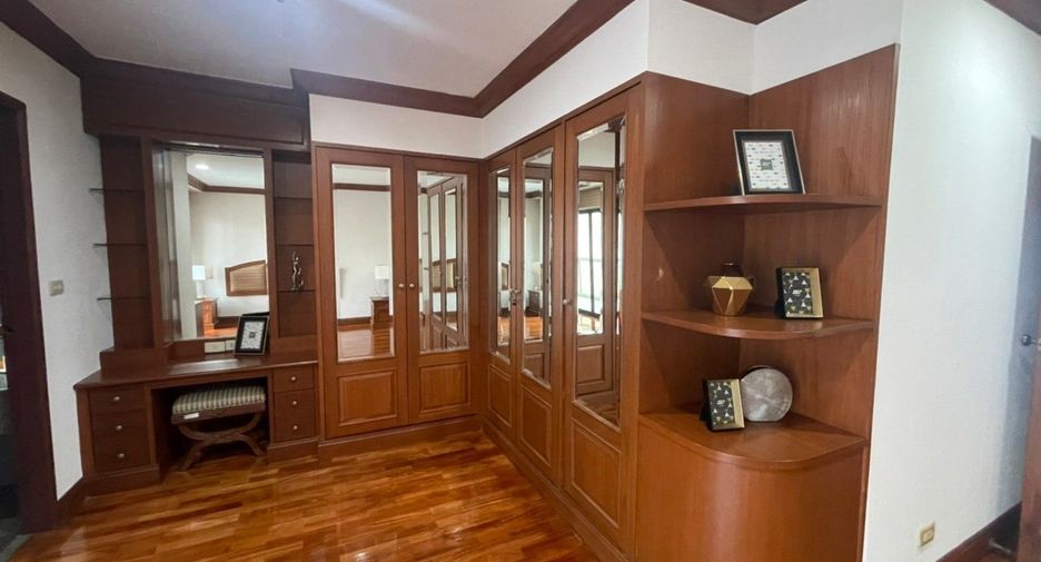 For rent 3 ベッドルーム apartment in Watthana, Bangkok