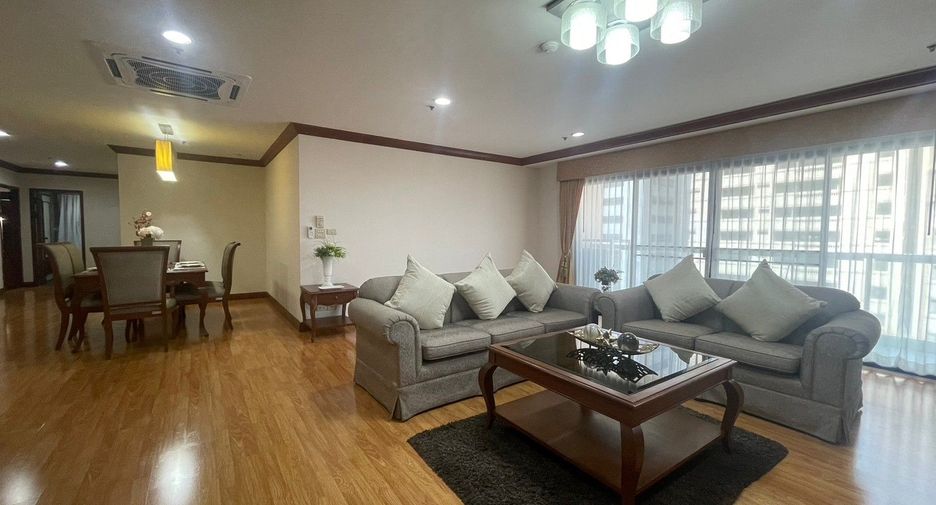 For rent 3 ベッドルーム apartment in Watthana, Bangkok