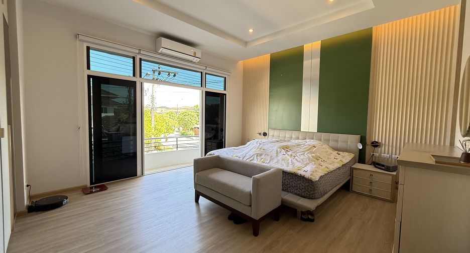 For sale 4 ベッドルーム house in Mueang Phuket, Phuket