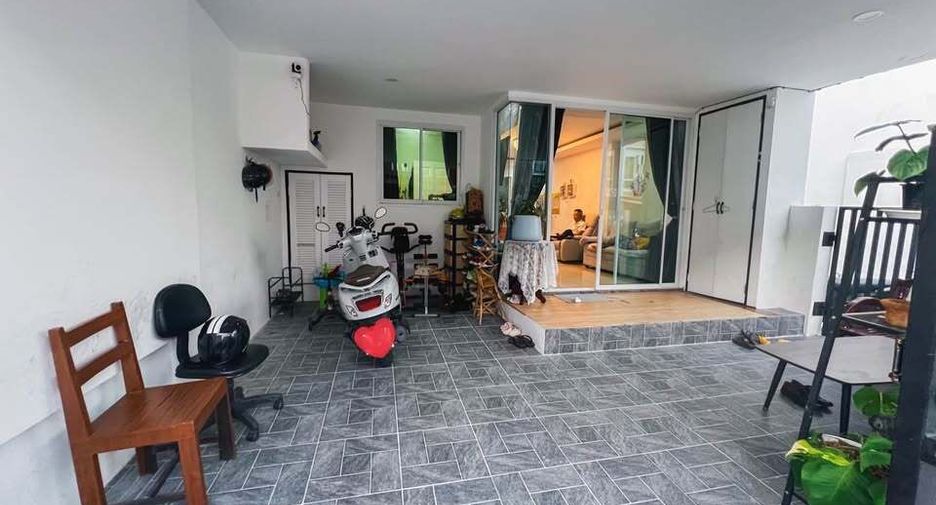 For sale 3 ベッドルーム house in Mueang Phuket, Phuket