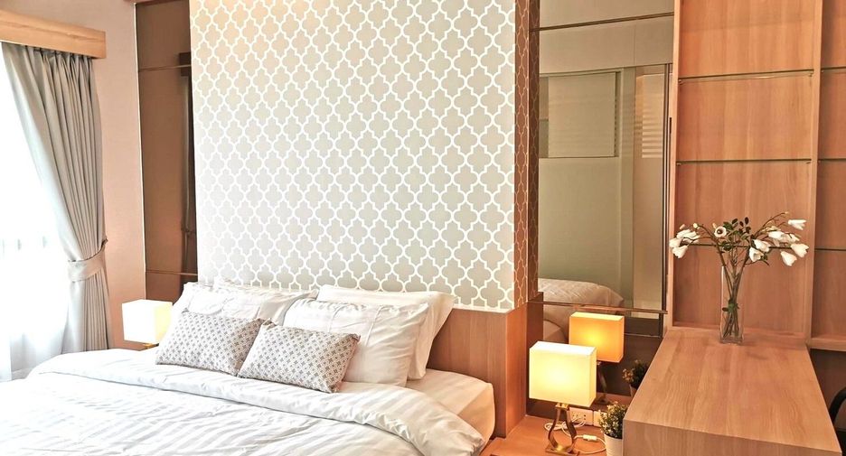 À louer 1 chambre condo à Khlong San, Bangkok