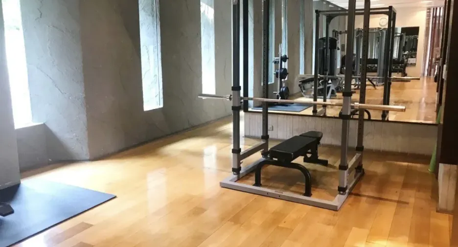 For rent 3 bedrooms condo in Khlong Toei, Bangkok