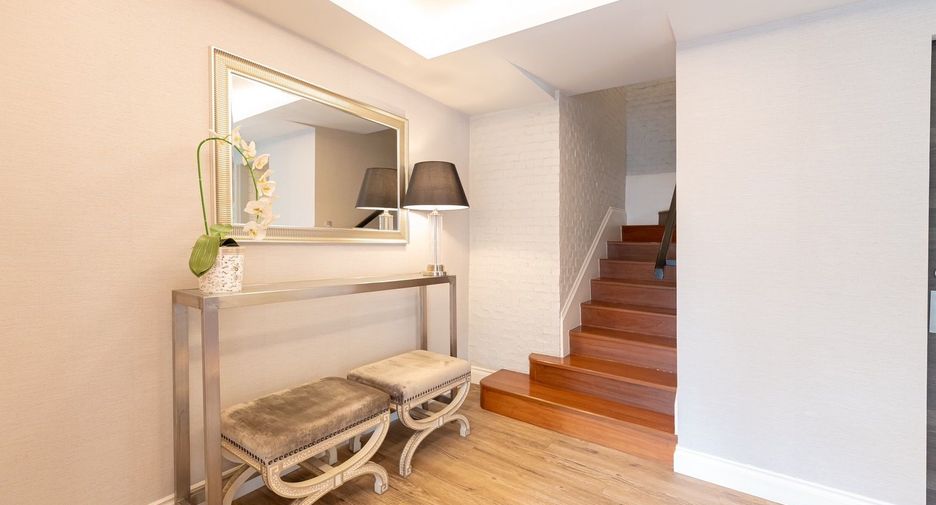 Wohnung zur Miete mit 3 Zimmer in Watthana, Bangkok