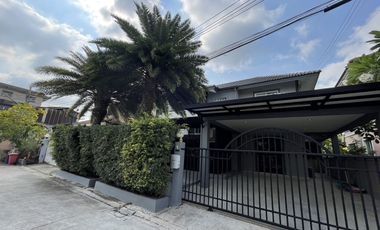 À vendre 3 chambres maison à Lat Phrao, Bangkok