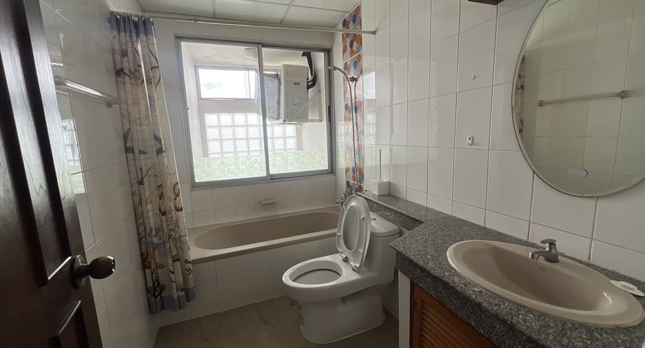 For rent 2 bedrooms condo in Bang Na, Bangkok