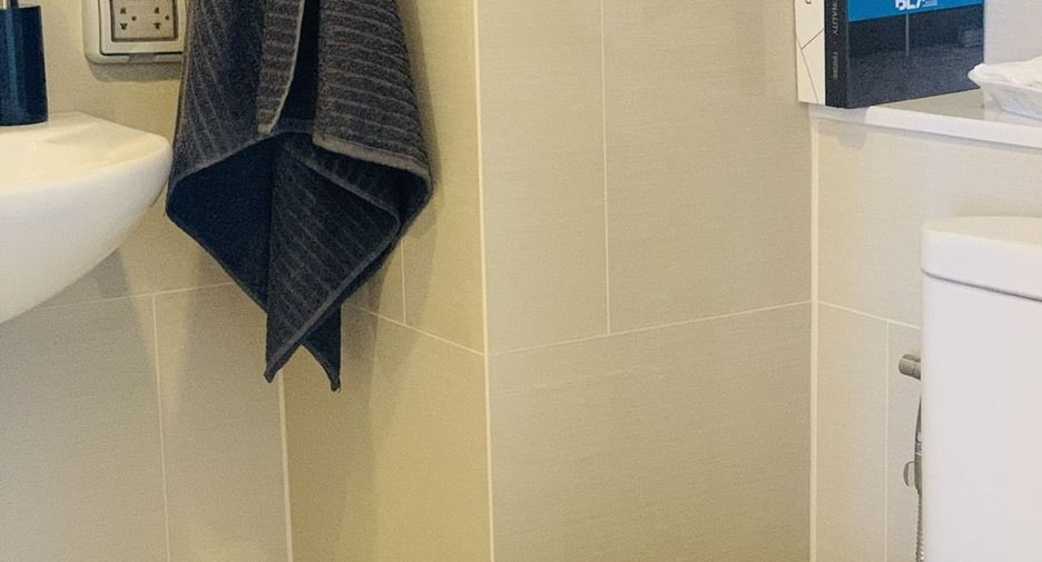 For sale 2 bedrooms condo in Khan Na Yao, Bangkok