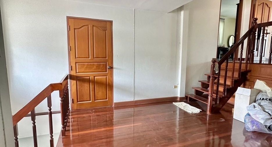 Casa en venta de 6 habitaciones en Suan Luang, Bangkok