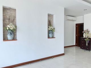 Casa en venta de 6 habitaciones en Suan Luang, Bangkok