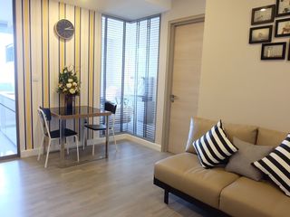 Condo en alquiler de 1 habitaciones en Bang Rak, Bangkok