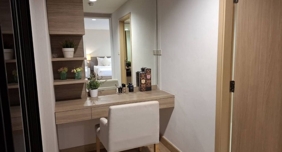 For rent 1 bed apartment in Pathum Wan, Bangkok