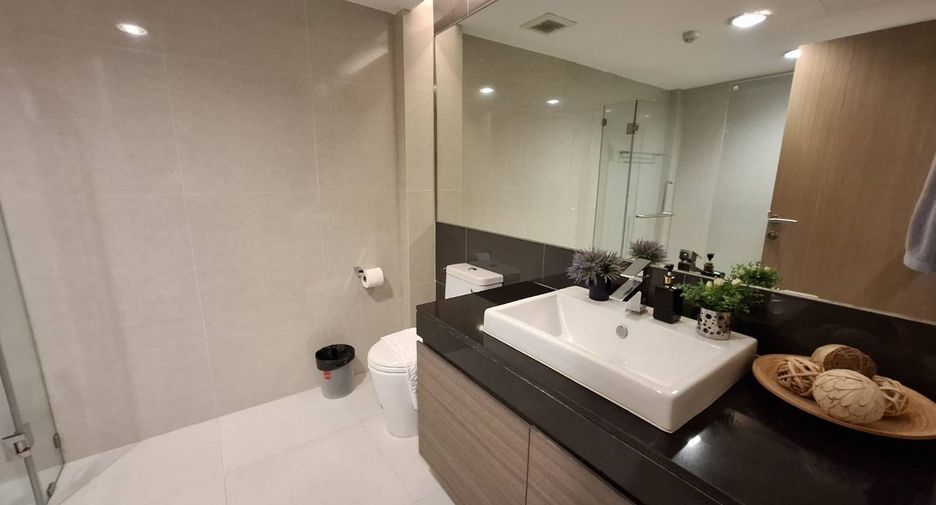 For rent 1 bed apartment in Pathum Wan, Bangkok