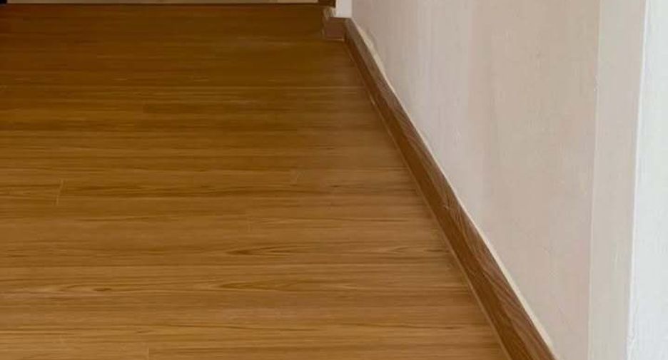 For rent 4 bedrooms house in Khlong San, Bangkok