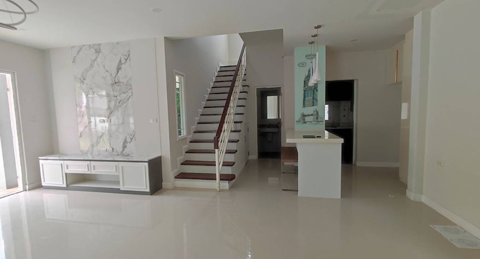 Haus zum Kauf mit 3 Zimmer in Mueang Phuket, Phuket